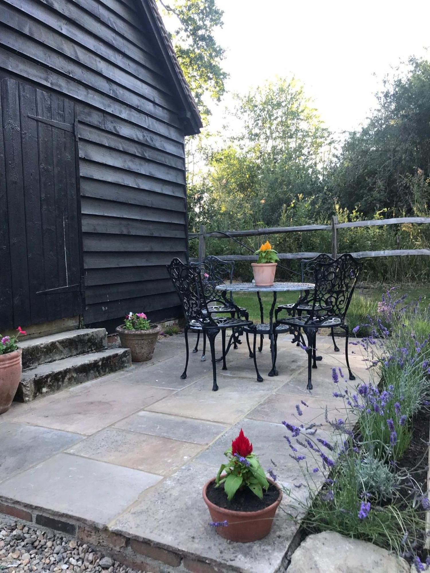 Apartament Gatwick Hideout Charlwood Zewnętrze zdjęcie